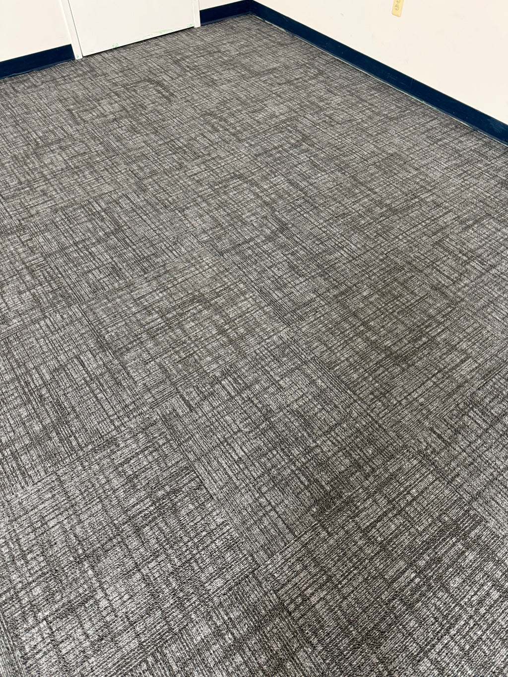 24" x 24" Shadow Carpet Tile / Charcoal Textured Carpet Tile
